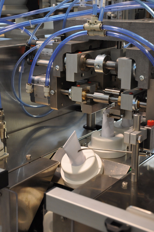 Metal closure group RC15